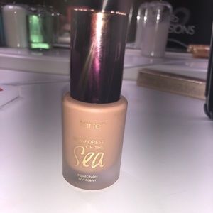 Tarte rainforest of the sea concealer